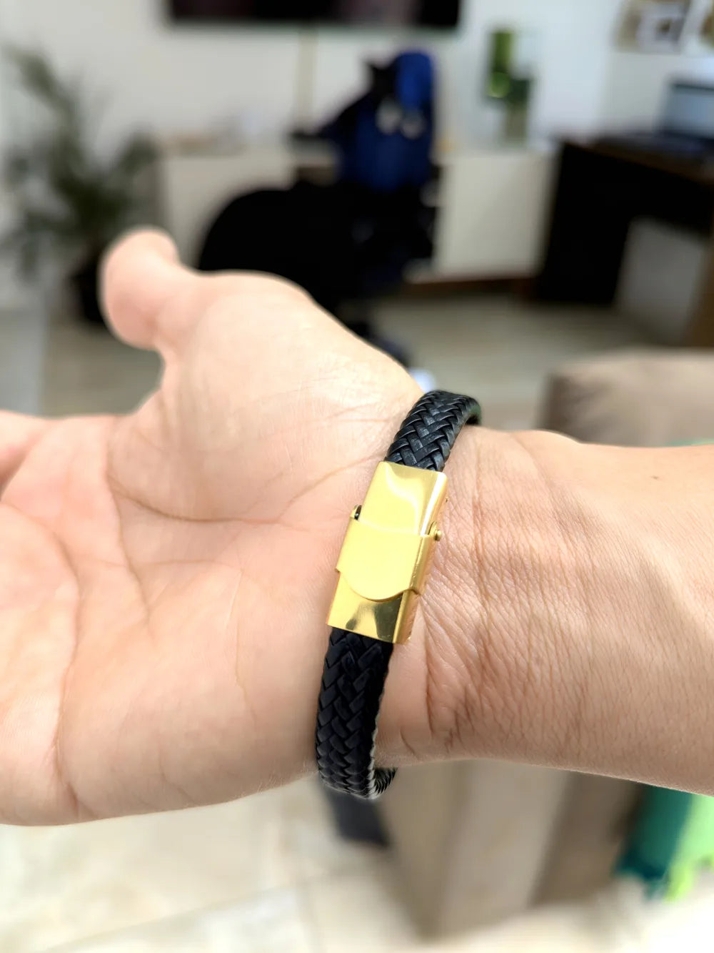 Pulsera Aros de Familia: Pulsera de acero y cuero con los nombres de la familia personalizado