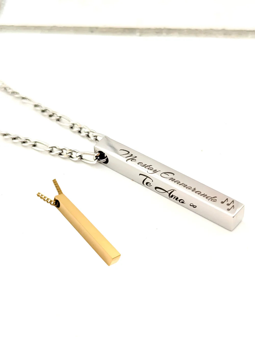Collar Tótem 4 Caras: Cadena personalizada por los 4 lados en acero quirúrgico