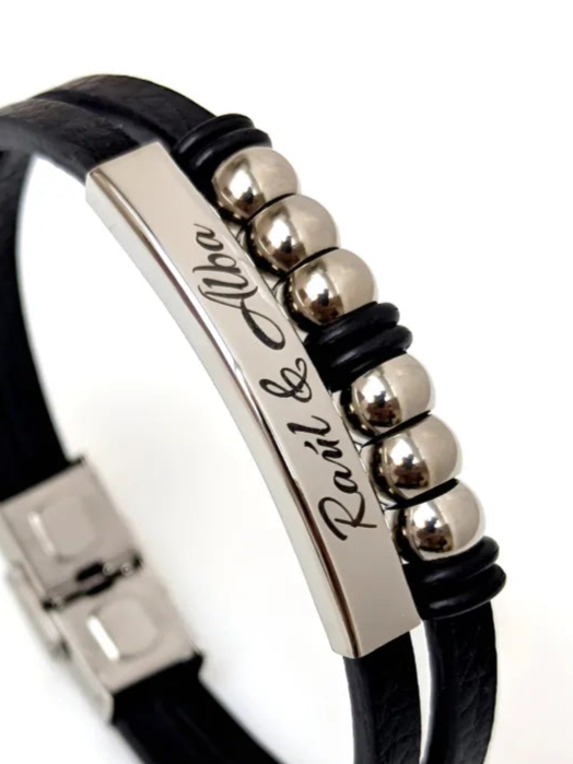 Pulsera Élite de Acero: Pulsera de cuero y acero grabada a laser personalizada