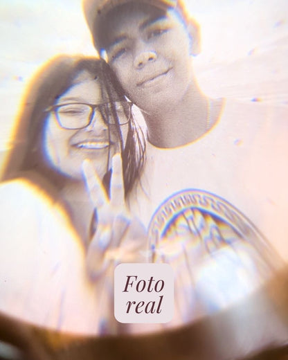 Collar LOVE con micro grabado de proyección