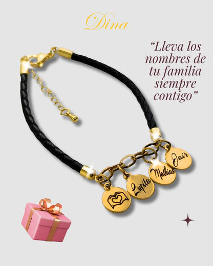 Familia Amada: Pulsera grabada con los nombres de la familia en acero y cuero
