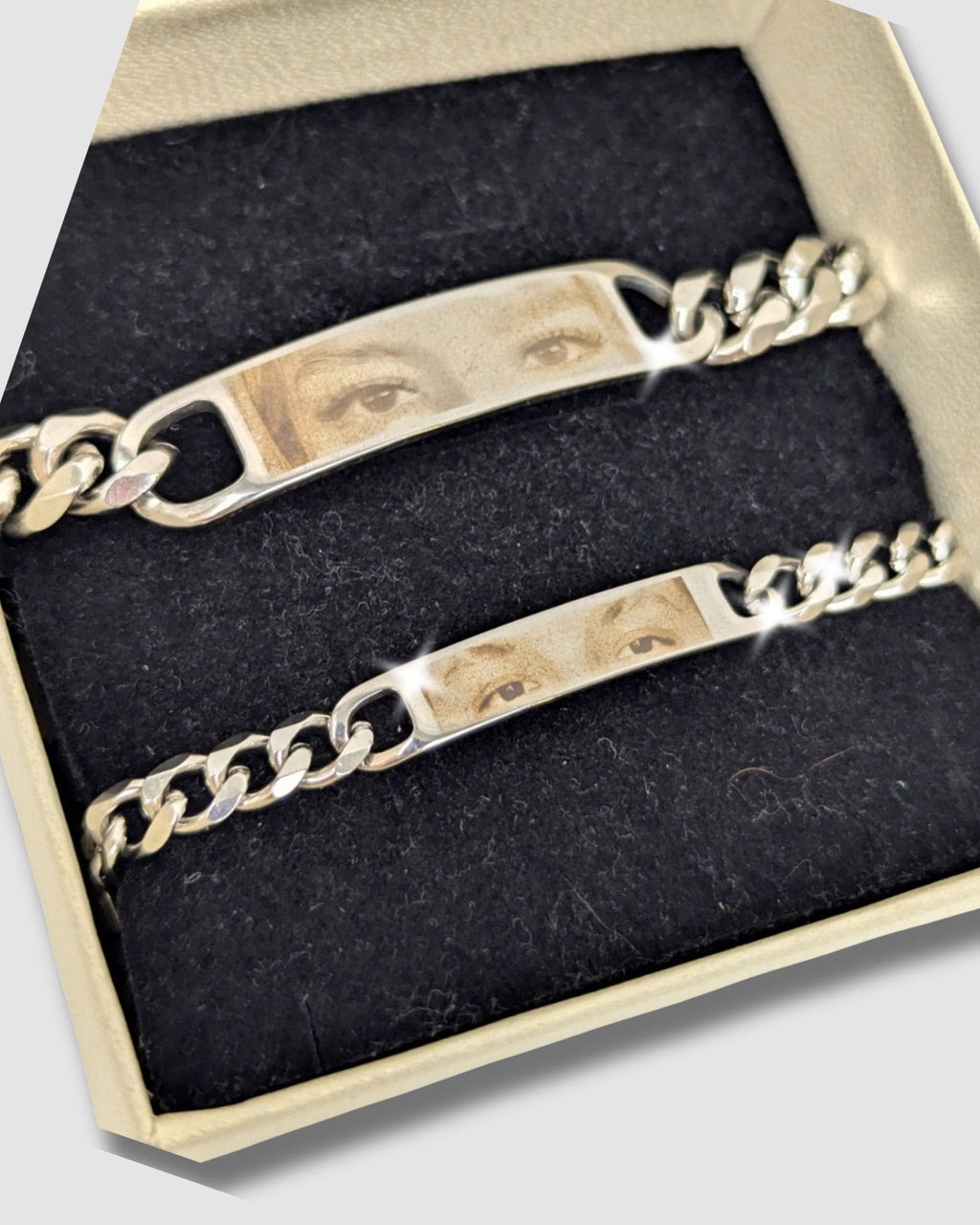 Pack 2 pulseras de mirada y mensaje atrás