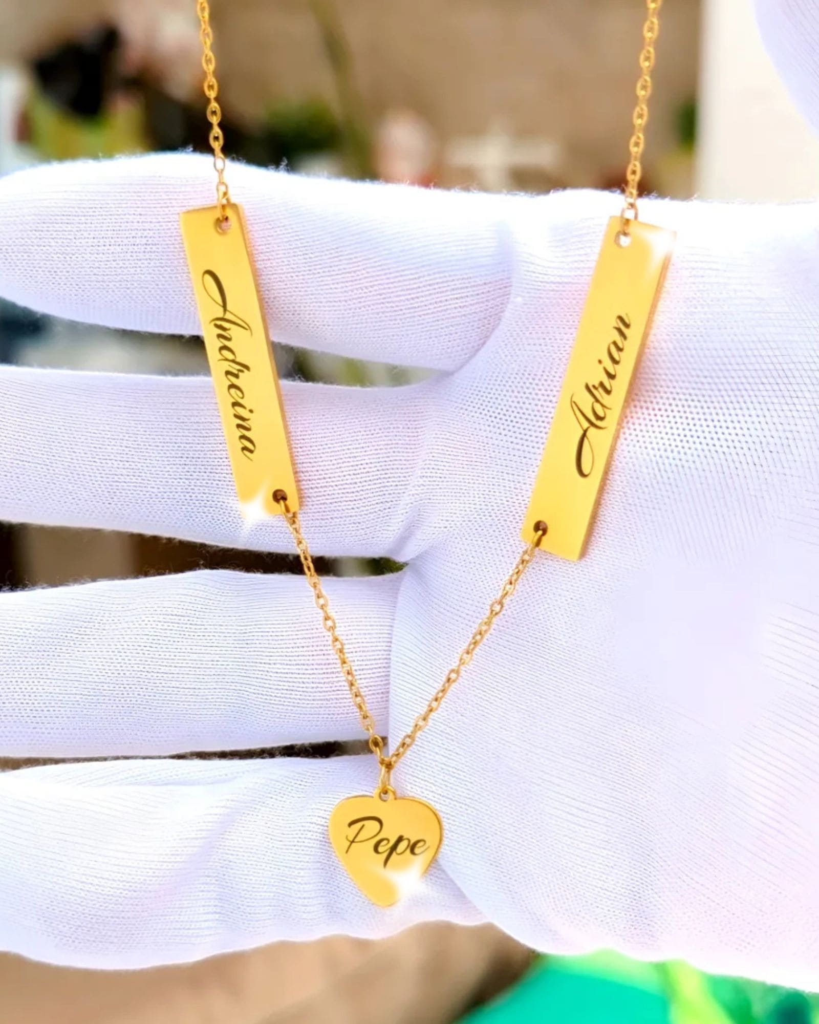 My Family of Gold: Family Nameplate Necklace