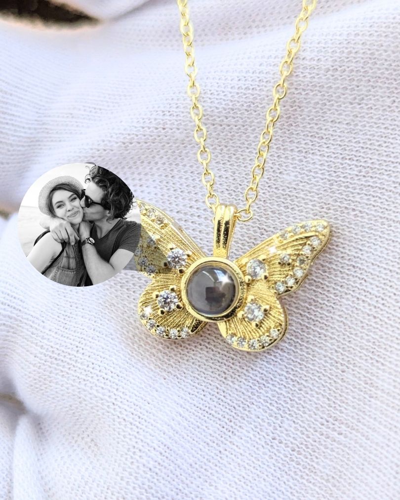 Collar Micro grabado con proyección en acero