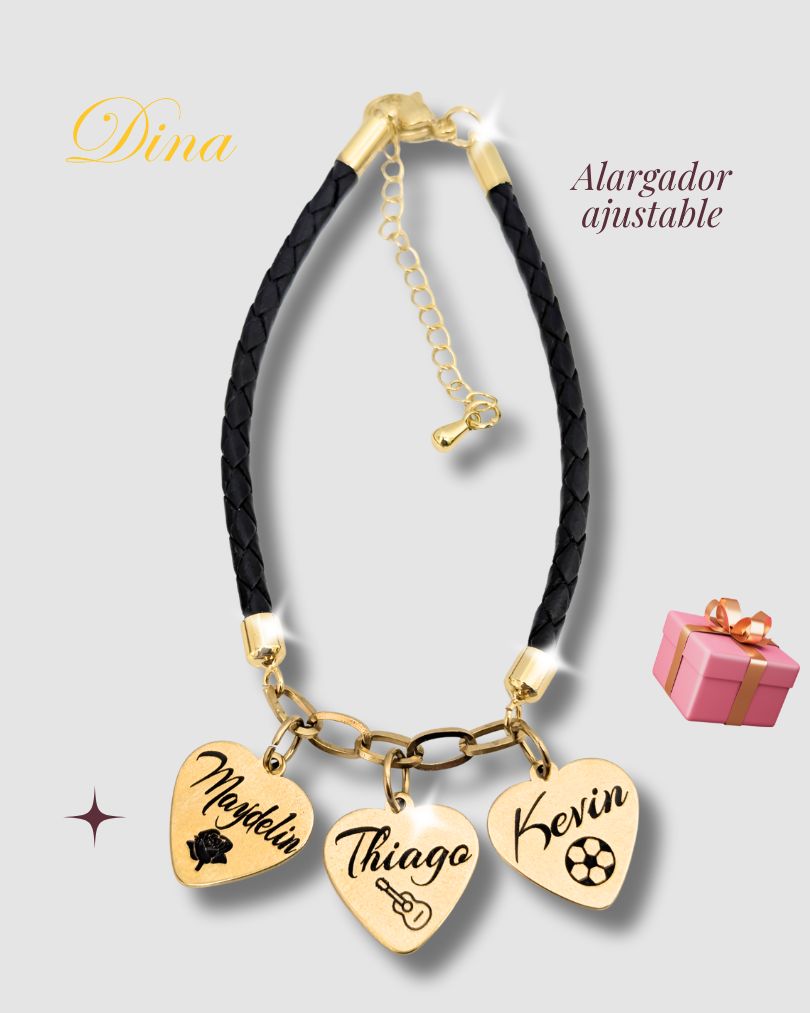 Familia Amada 2: Pulsera grabada en corazones con los nombres de la familia en acero y cuero