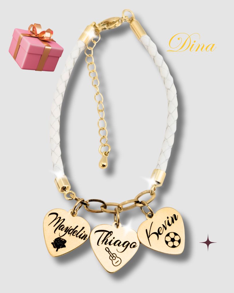 Familia Amada 2: Pulsera grabada en corazones con los nombres de la familia en acero y cuero