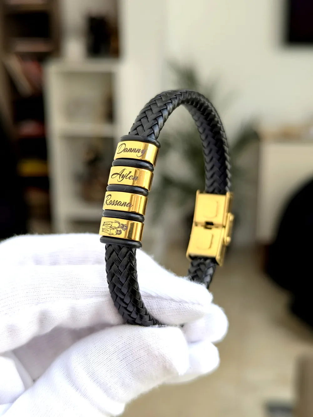 Pulsera Aros de Familia: Pulsera de acero y cuero con los nombres de la familia personalizado