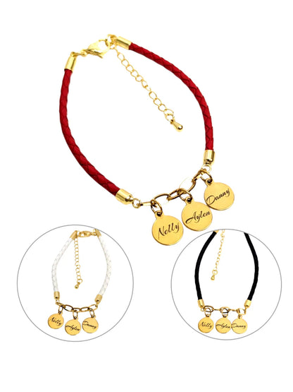 Familia Amada: Pulsera grabada con los nombres de la familia en acero y cuero