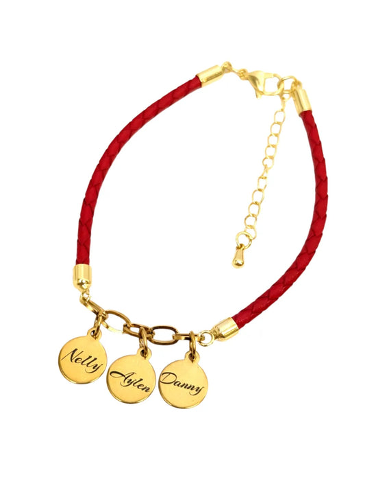 Familia Amada: Pulsera grabada con los nombres de la familia en acero y cuero