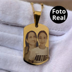 Necklace with photo in realistic format and message on the back