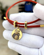 Pulsera cordón rojo con foto y mensaje